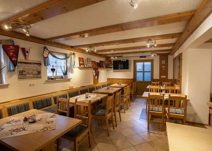 Gutshof Guest house 3*